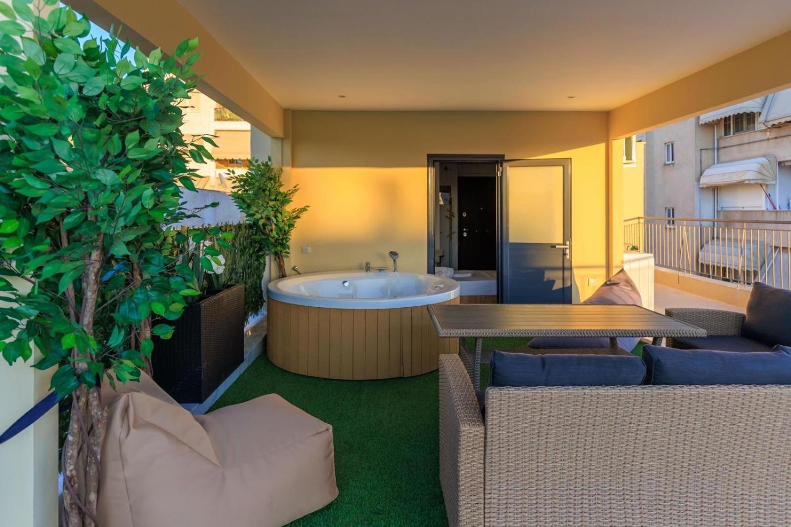 Aiolos Super Lux Suite Jucuzzi Nea Smyrni Centre Athens Exterior photo